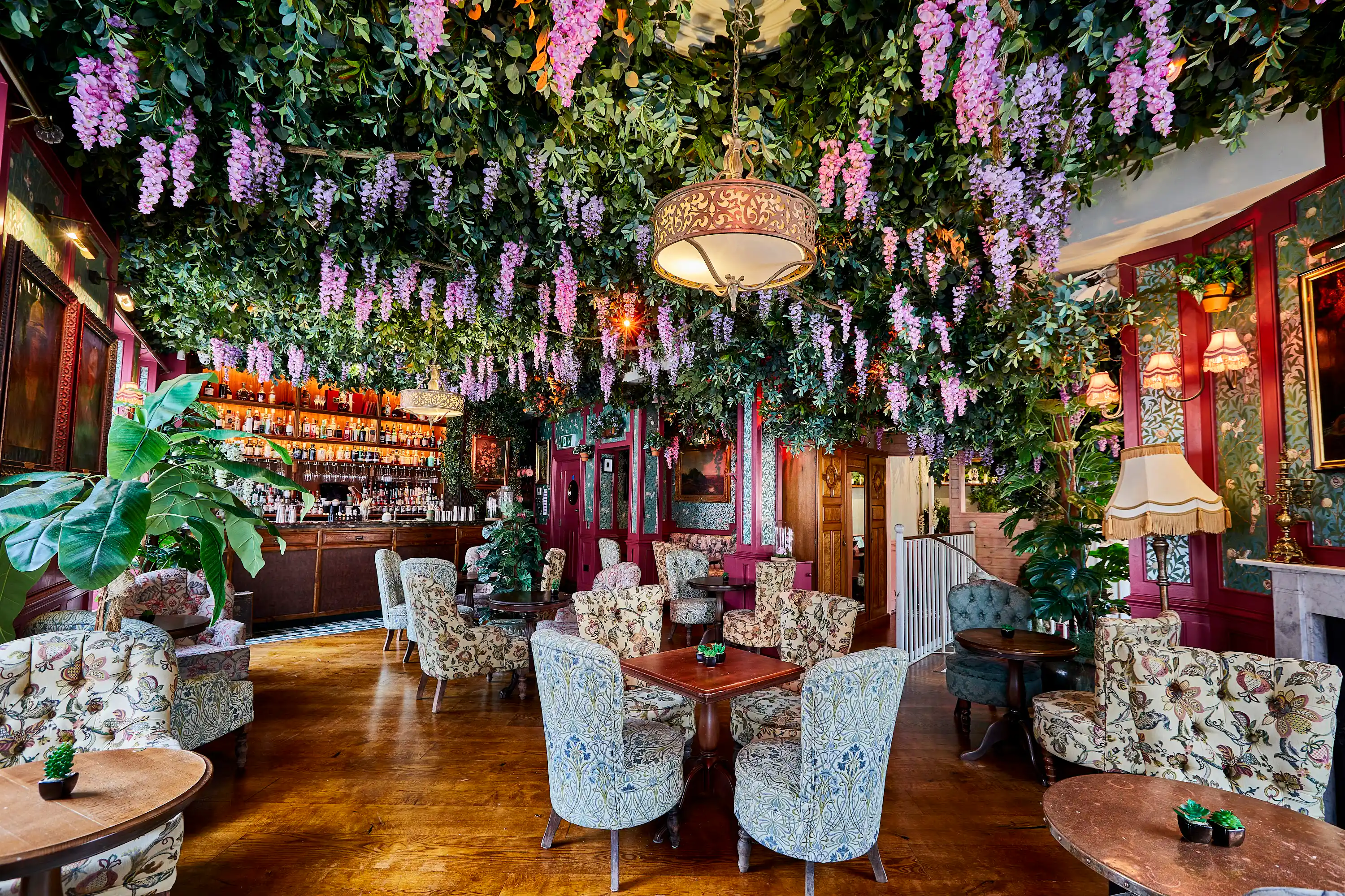 Mr Fogg's Treehouse, Mr Fogg's Botanical Tavern
